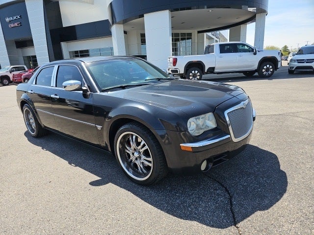 Used 2006 Chrysler 300 C with VIN 2C3KA63H26H289384 for sale in Fishers, IN