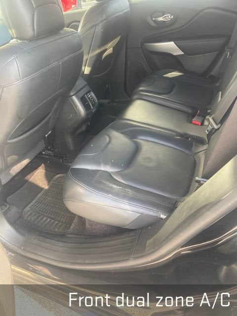 2018 Jeep Cherokee Overland
