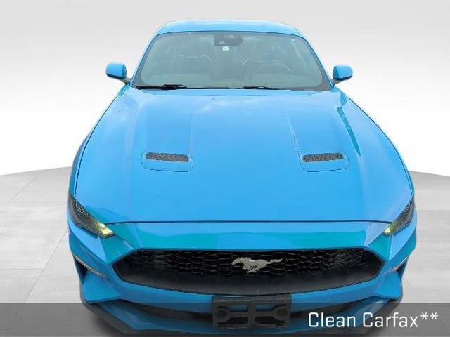 2022 Ford Mustang EcoBoost