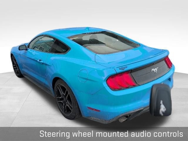 2022 Ford Mustang EcoBoost