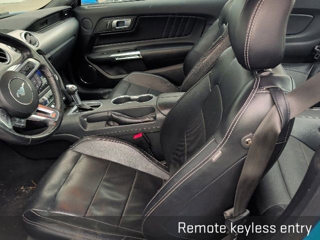 2022 Ford Mustang EcoBoost