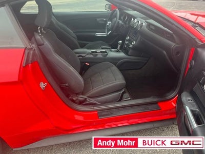 2016 Ford Mustang V6