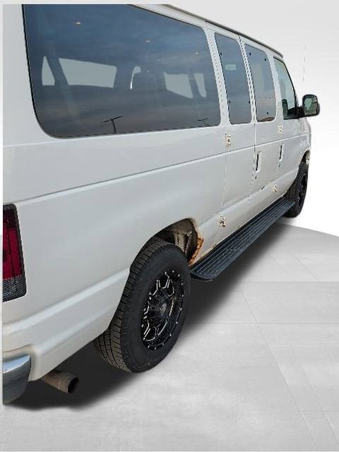 2013 Ford Econoline Wagon XL