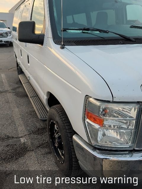 2013 Ford Econoline Wagon XL
