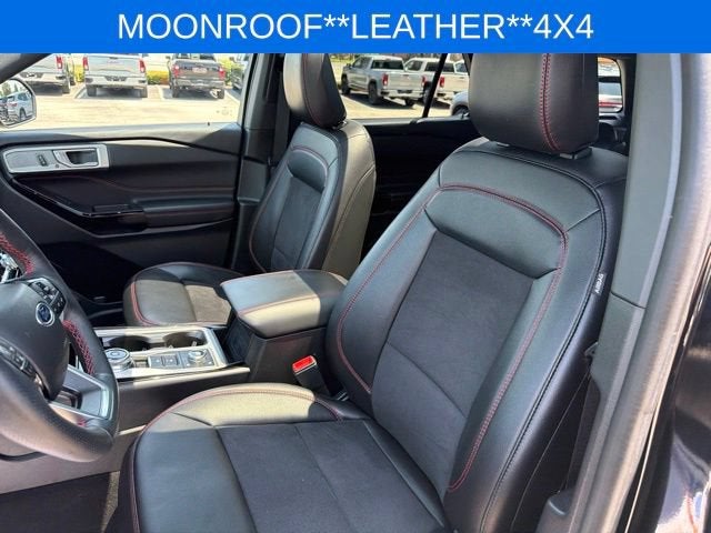 2024 Ford Explorer ST-Line