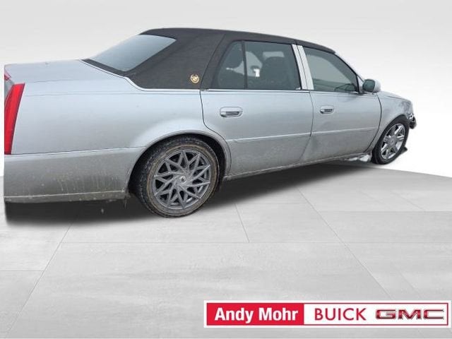 2010 Cadillac DTS w/1SD