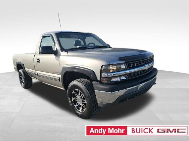 2000 Chevrolet Silverado 1500 REG CAB 4WD 133WB