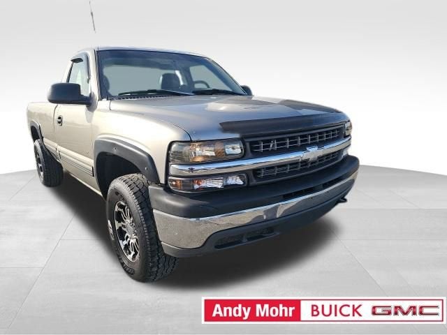 2000 Chevrolet Silverado 1500 REG CAB 4WD 133WB