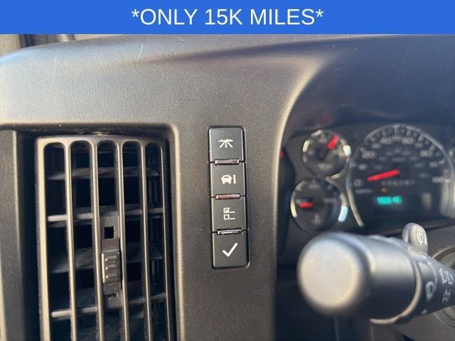 2024 Chevrolet Express Cargo 2500 WT