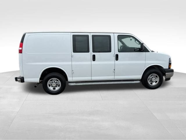 2024 Chevrolet Express Cargo 2500 WT