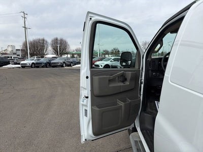 2024 Chevrolet Express Cargo 2500 WT