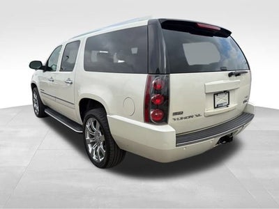 2009 GMC Yukon XL 4DR 4WD 1500
