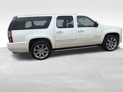2009 GMC Yukon XL 4DR 4WD 1500