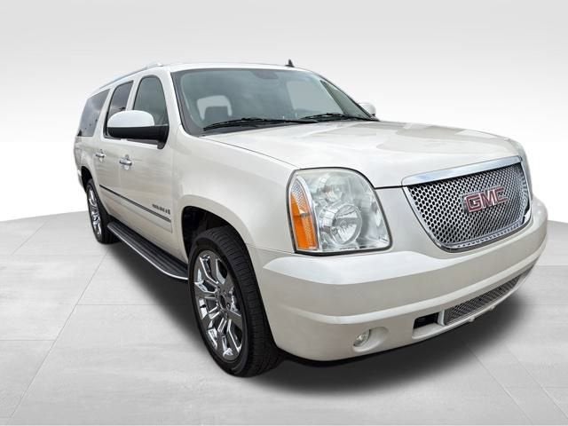 2009 GMC Yukon XL 4DR 4WD 1500