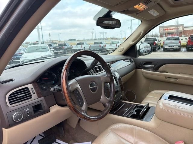 2009 GMC Yukon XL 4DR 4WD 1500