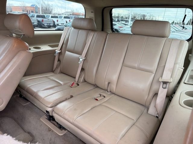 2009 GMC Yukon XL 4DR 4WD 1500