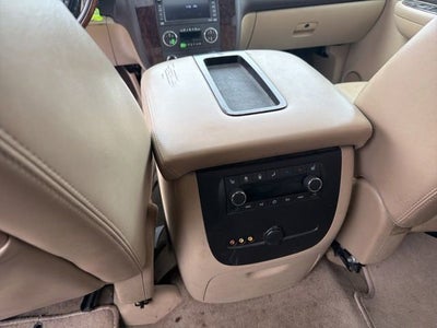 2009 GMC Yukon XL 4DR 4WD 1500