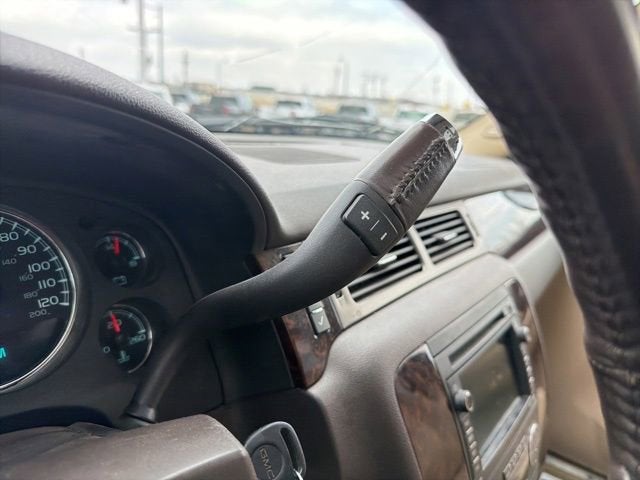 2009 GMC Yukon XL 4DR 4WD 1500