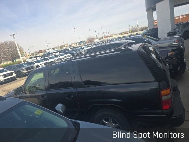 2003 GMC Yukon XL Base