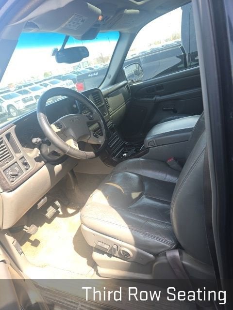 2003 GMC Yukon XL Base
