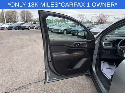 2023 GMC Acadia SLE