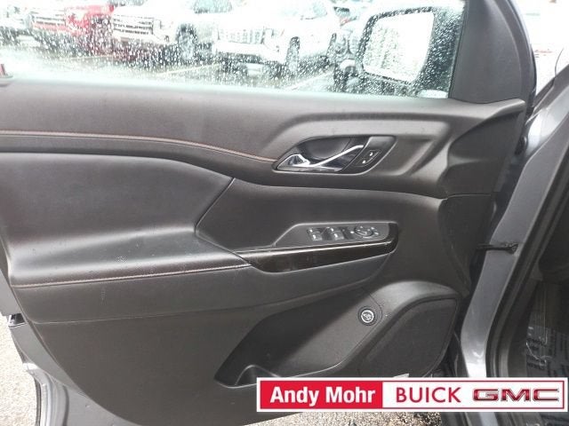 2020 GMC Acadia AT4