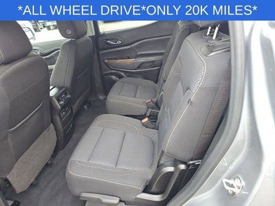 2023 GMC Acadia SLE