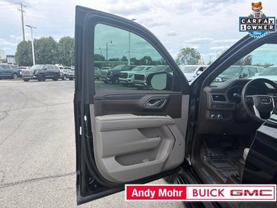 2022 GMC Yukon SLT