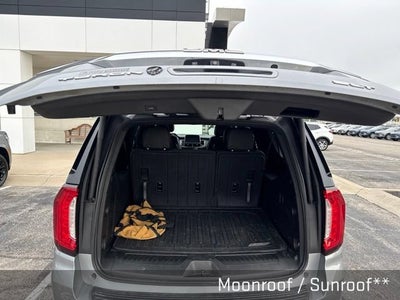 2023 GMC Yukon XL SLT