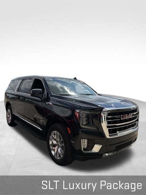 2022 GMC Yukon XL SLT