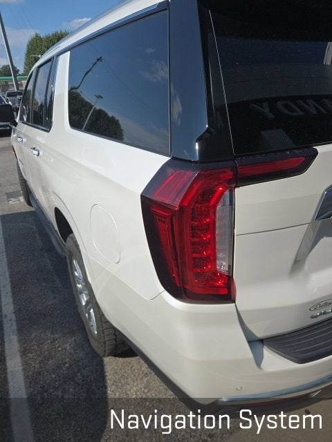 2022 GMC Yukon XL SLT