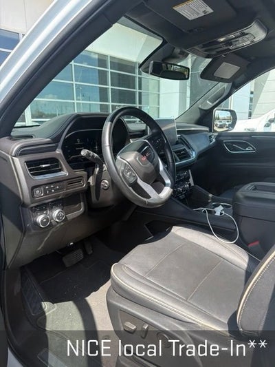 2023 GMC Yukon XL SLT