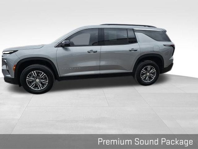 2024 Chevrolet Traverse LT