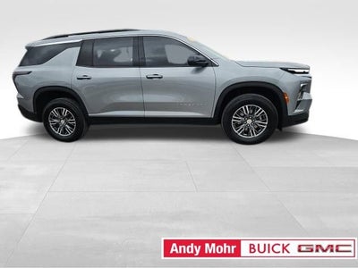 2024 Chevrolet Traverse LT