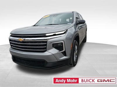 2024 Chevrolet Traverse LT