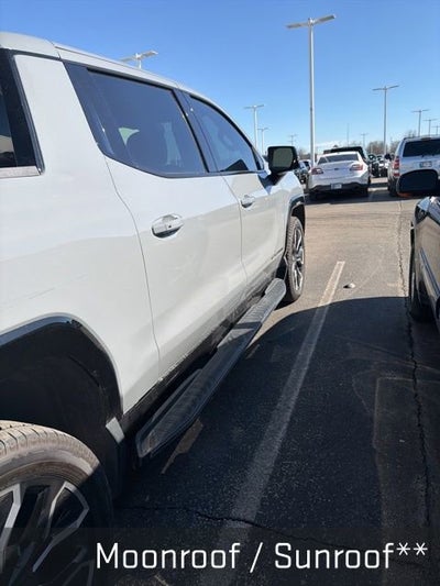 2024 GMC Sierra EV Denali Edition 1