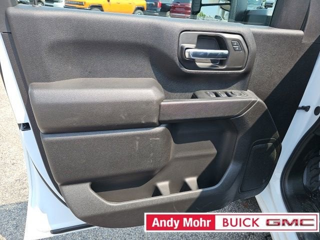 2024 GMC Sierra 2500 HD Pro