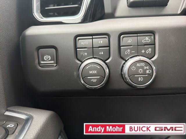 2026 GMC Sierra 3500HD Denali - Photo 38