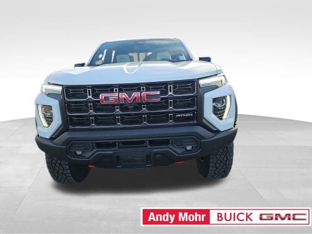 2025 GMC Canyon AT4