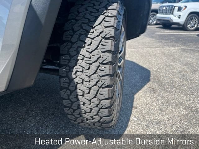 2024 GMC Canyon Denali