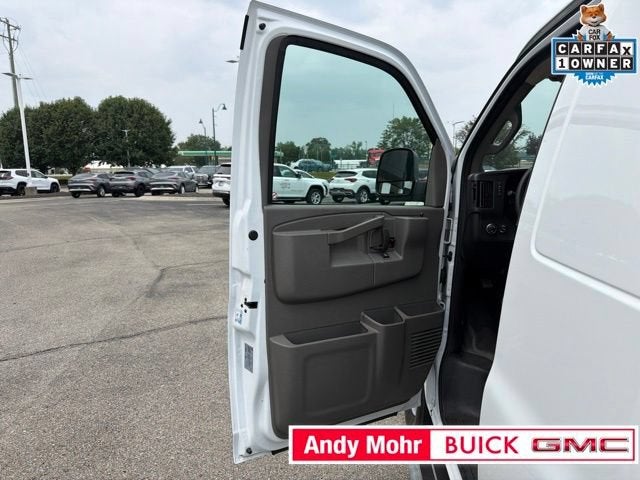 2025 GMC Savana Cargo Work Van
