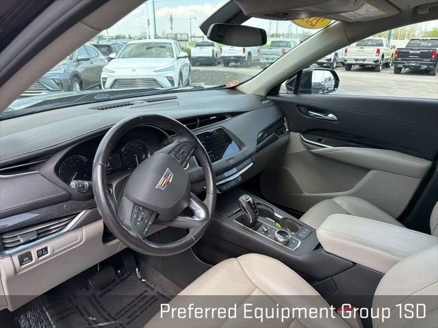 2019 Cadillac XT4 FWD Premium Luxury