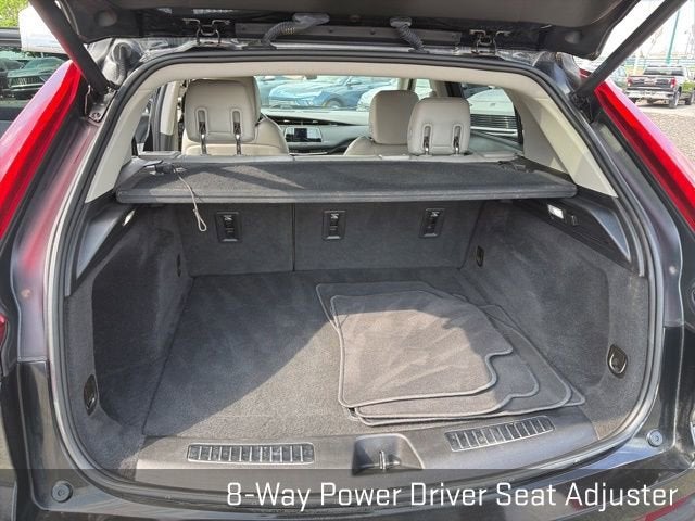 2019 Cadillac XT4 FWD Premium Luxury