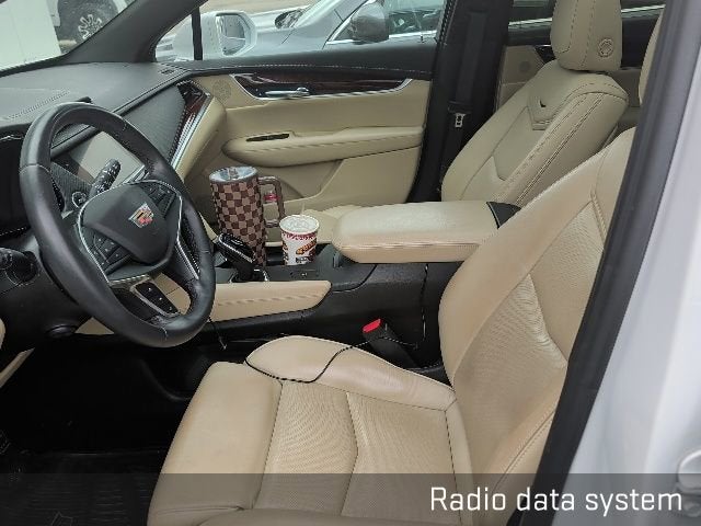 2017 Cadillac XT5 Luxury FWD