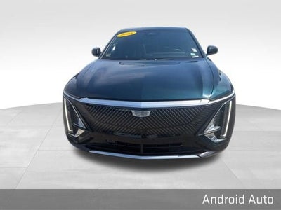 2025 Cadillac LYRIQ Luxury 3