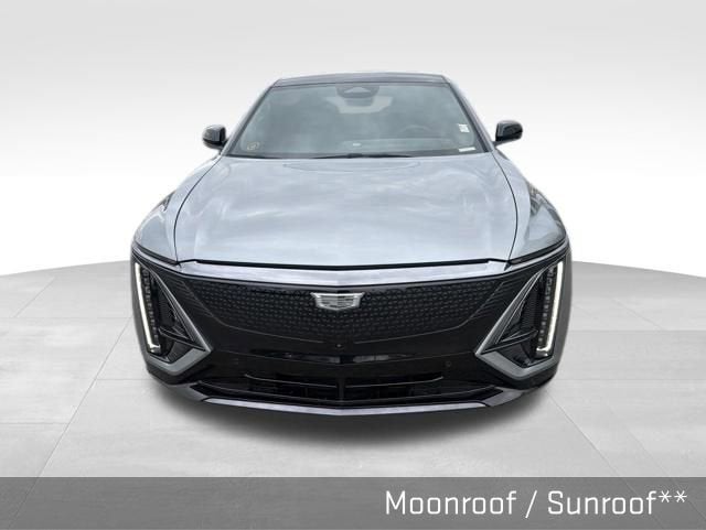 2024 Cadillac LYRIQ Sport 2