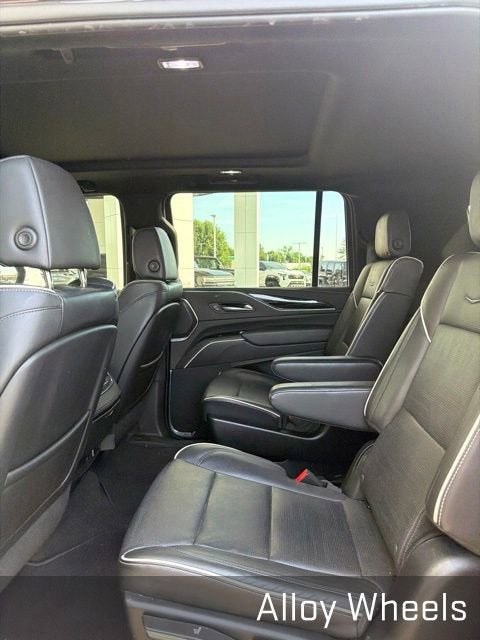 2023 Cadillac Escalade ESV Sport
