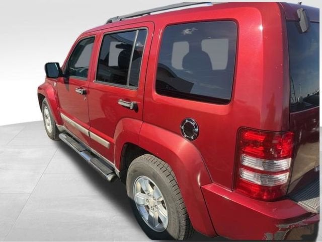 2011 Jeep LIBERTY SPORT