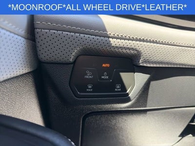 2024 Volkswagen Atlas Cross Sport 2.0T SEL R-Line