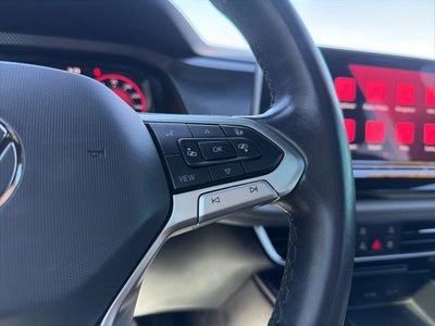 2024 Volkswagen Atlas Cross Sport 2.0T SEL R-Line